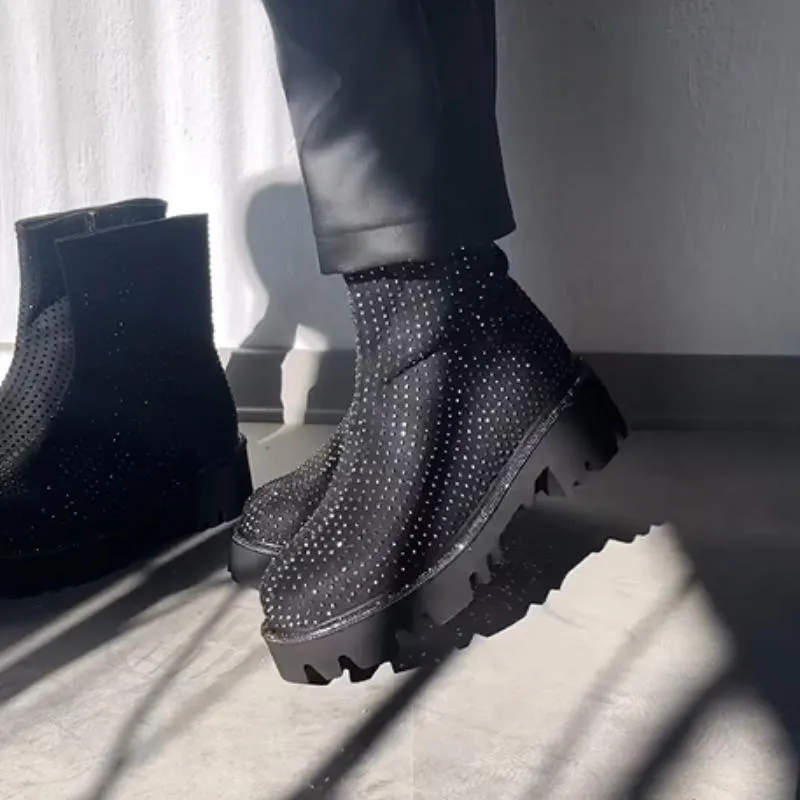 Black shiny casual boots